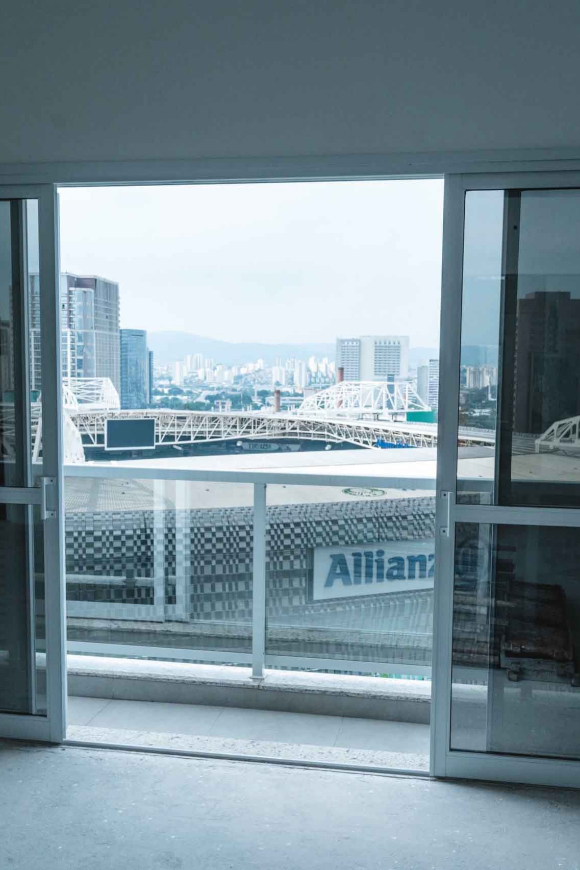 PERDIZES WORK STATION